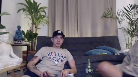 fratguysonline  25-03-2022